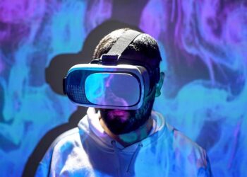 ‘Reading your mind’: How eyes, pupils and heart rate could be used to target ads in the metaverse