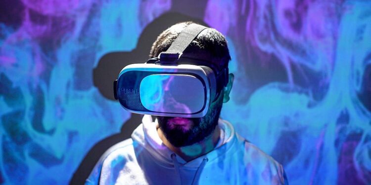 ‘Reading your mind’: How eyes, pupils and heart rate could be used to target ads in the metaverse