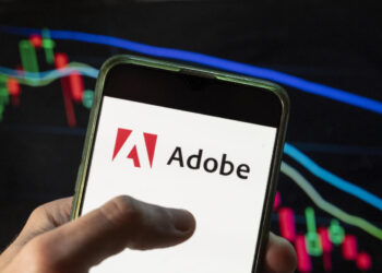 This tech giant will shape the future of the metaverse, buy its stock: analyst