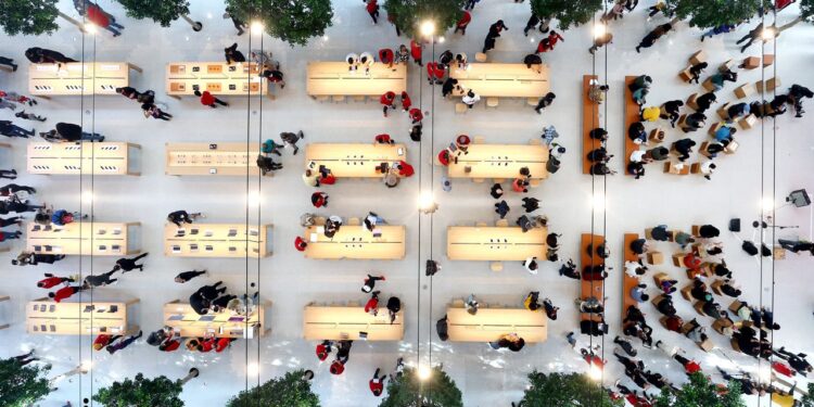 Apple’s Metaverse Prospects Produce Real Optimism for Investors