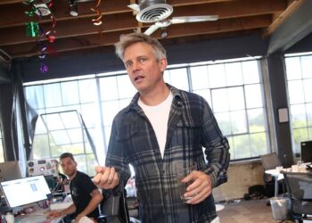 Second Life Founder Returns to Take On the Metaverse