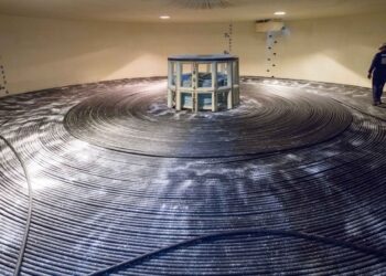 Google, Amazon, Meta and Microsoft Weave a Fiber-Optic Web of Power