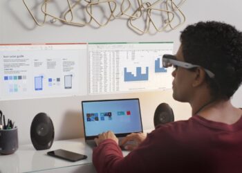 Qualcomm and Microsoft are working on custom chips for the next generation of AR glasses