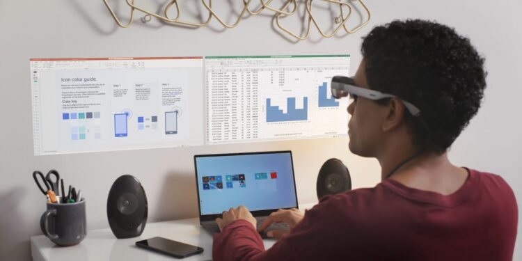 Qualcomm and Microsoft are working on custom chips for the next generation of AR glasses