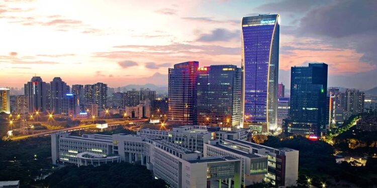 China’s Tencent Bets on Black Shark for VR Devices