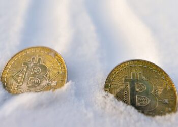 Here’s the outlook for bitcoin as geopolitical tensions heat up and interest rates rise
