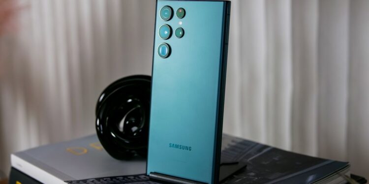 9 great reads from CNET this week: Samsung phones, breaking bitcoin, Instagram beauty and more