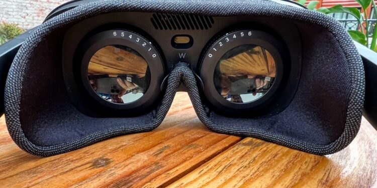 HTC Adds Kid Safety Modes to VR With Vive Guardian