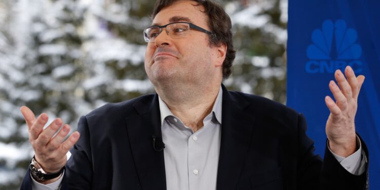 Reid Hoffman’s start-up poaches staff from Google, Meta