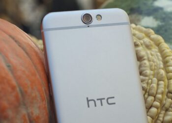 HTC pivots from blockchain to the metaverse for its next smartphone gimmick