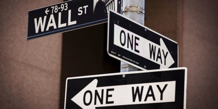 As Wall Street banks embrace crypto, start-ups look to lure top finance talent