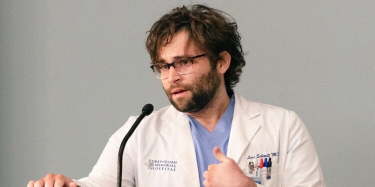 Jake Borelli Teases the ‘Heart-Racing’ Season Finale