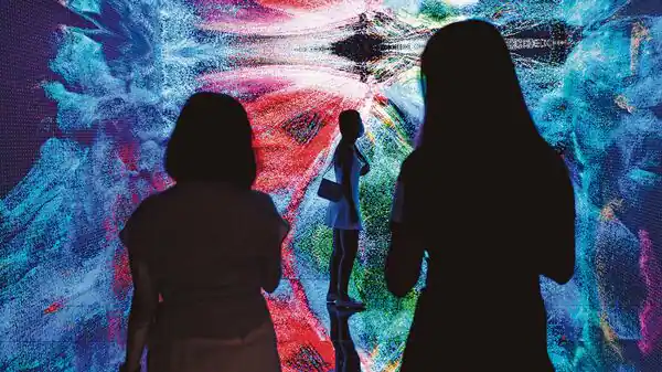 Why Global Firms Are Lining Up Outside Metaverse