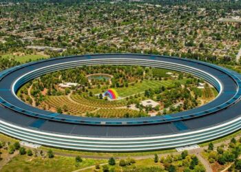 Report Details Apple’s Uphill Battle in Making a Mixed Reality Headset