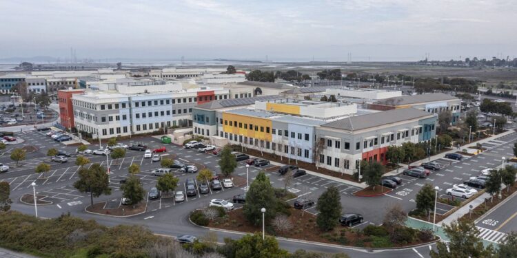 Sheryl Sandberg’s Exit From Facebook Parent Meta Isn’t Spooking Wall Street