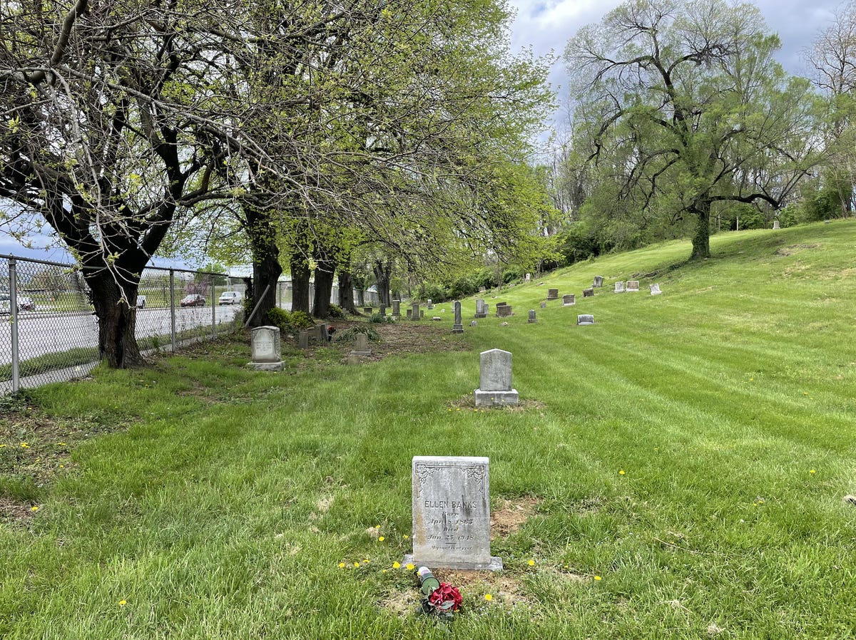 Old Lick Cemetery in Roanoke, Virginia