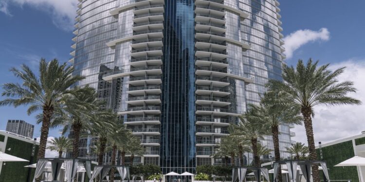 Miami’s Gold Rush: Finance Firms and Crypto Move In, Bringing Strains