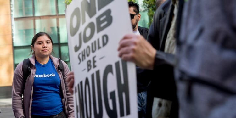 Facebook employees fear job losses and pay cuts