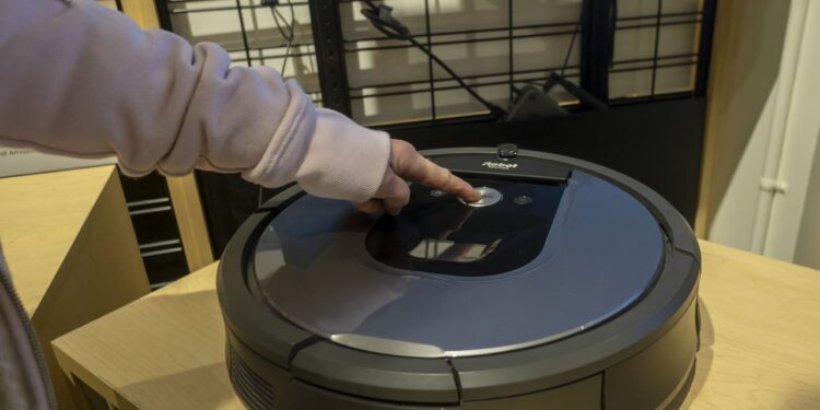 Amazon’s Roomba Deal Has Shades of Fitbit