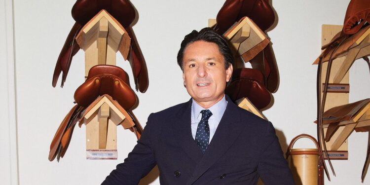 Riding Hermès to Record Revenue