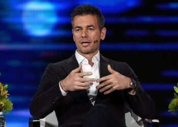 Warner Music Names YouTube Business Chief Robert Kyncl Next CEO