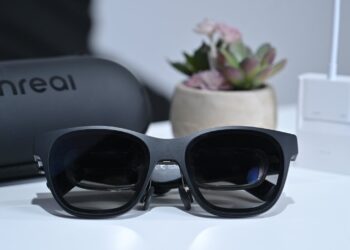 Nreal Air AR glasses put your iPhone onto a 130-foot display