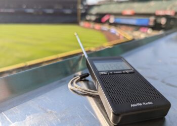 Here’s why Major League Baseball’s live digital audio streams aren’t actually live – GeekWire