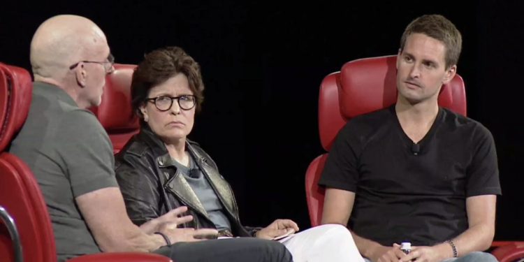 Why Snapchat Isn’t Jumping on the ‘Metaverse’ Bandwagon