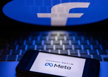 Facebook is selling ads in new places on Instagram and Messenger