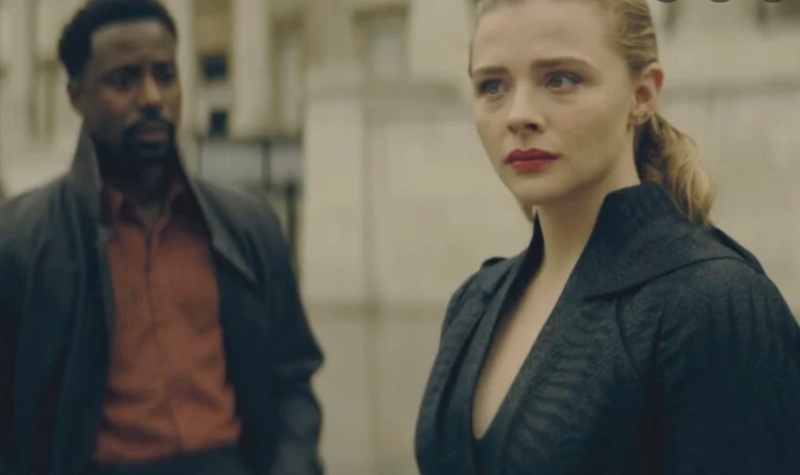 Oh my god I don't know what's real in The Peripheral.