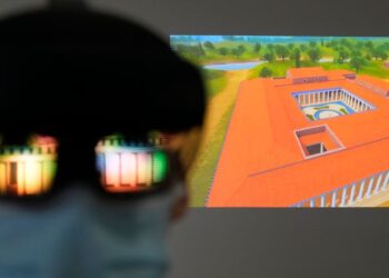 Microsoft’s Hardware Struggles Enter the Metaverse