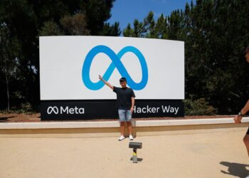 Facebook Parent Meta Shares Fall to New Multiyear Lows