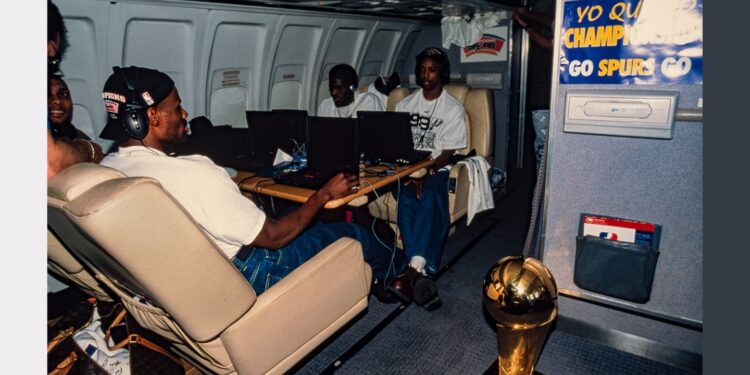 The story behind the 1999 Spurs championship StarCraft photo