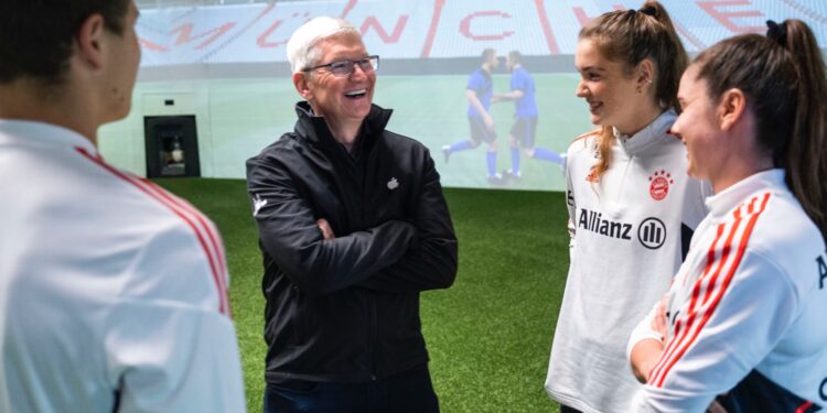 From Ted Lasso cast to meeting Pope Francis