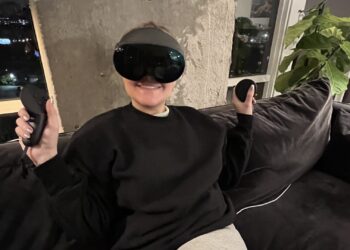 An expensive VR experiment with no audience