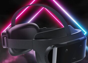 TCL is ready for AR and VR with wearable display prototypes