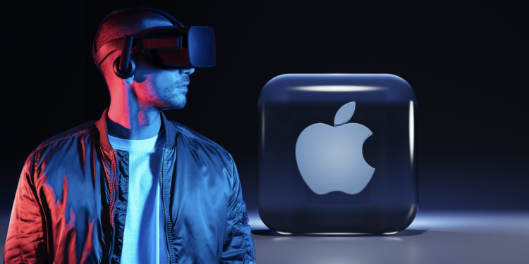 Apple VR Headset Raises Metaverse Alarm