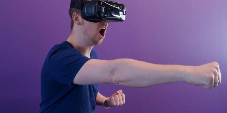 Apple to launch VR on Decentraland: Could MANA become metaverse king