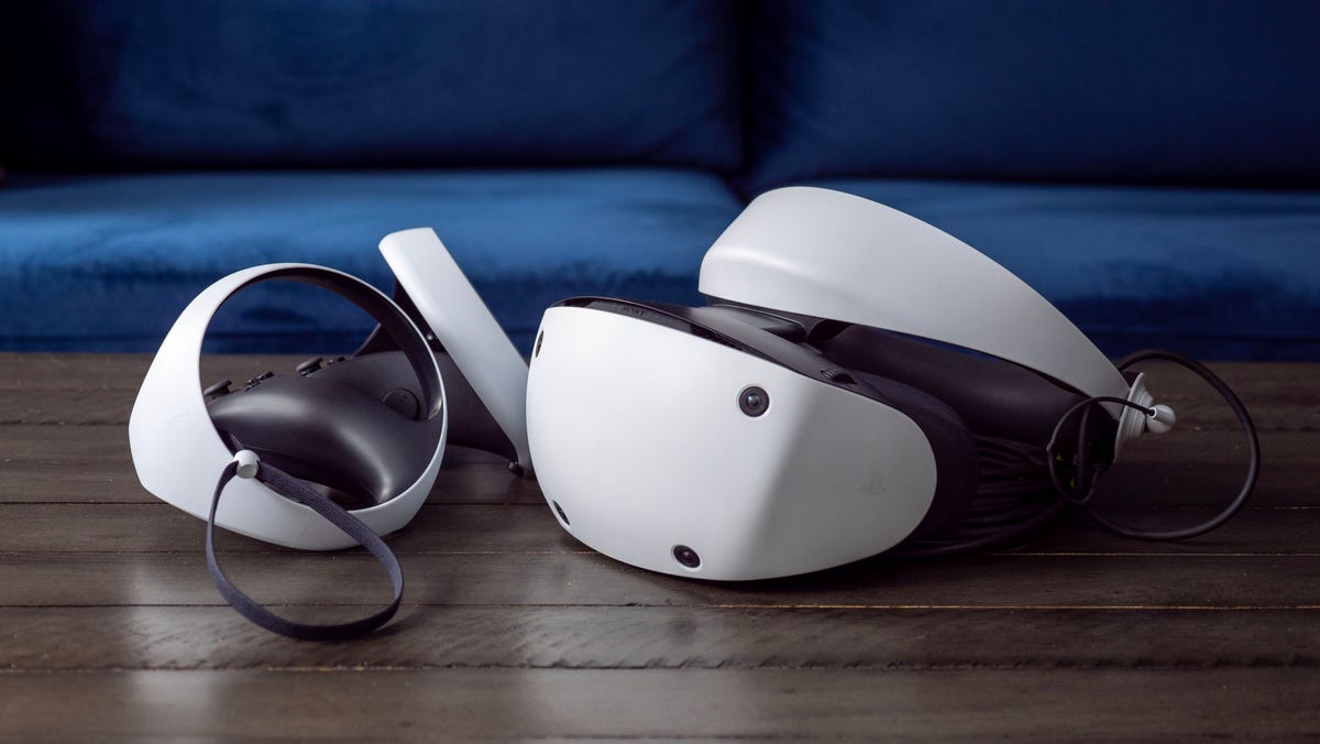 The PSVR 2 and its controllers on a table