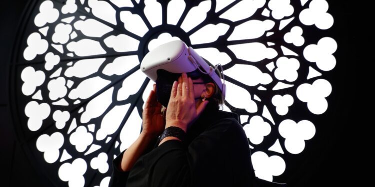 Meta doesn’t want to police the metaverse. Kids are paying the price