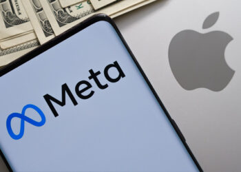 Apple, Meta Fight for The Killer XR Device