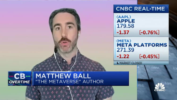 Apple's 'Vision Pro' price puts it out of reach 'for nearly every American': Epyllion CEO