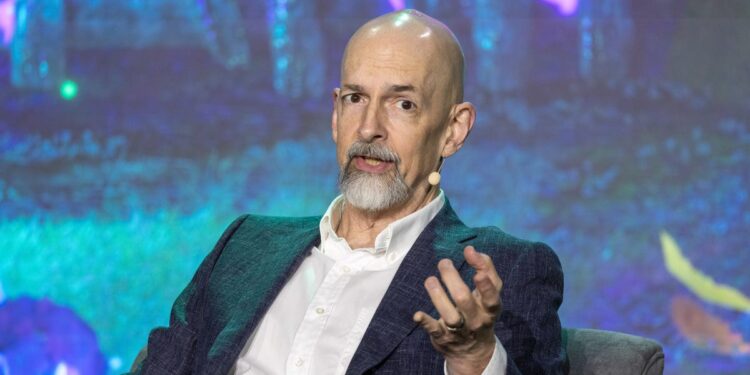 The Man Who Named the Metaverse Is Optimistic Despite Waning Hype