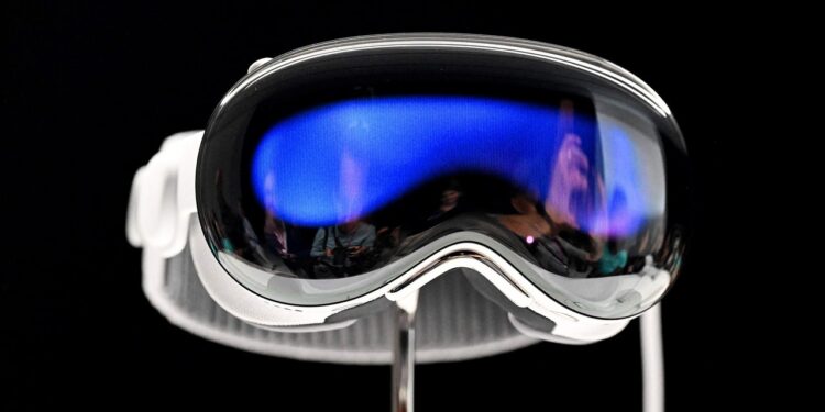 Apple’s Vision Pro Isn’t the Future
