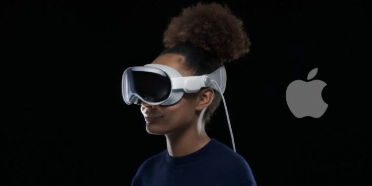 What is the Apple Vision Pro Headset?