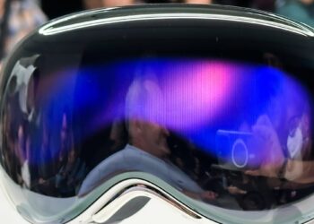 The Apple Vision Pro Is a Dystopian Device for a Dystopian World