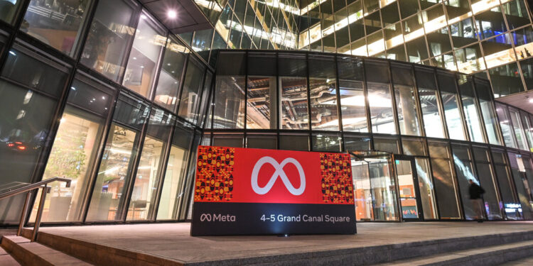 Meta May Offer Ad-Free Subscriptions for Instagram and Facebook in the E.U.