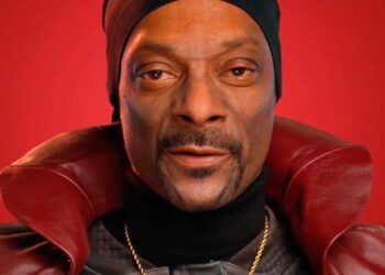 Watch Mark Zuckerberg awkwardly attempt to hype a Snoop Dogg chatbot