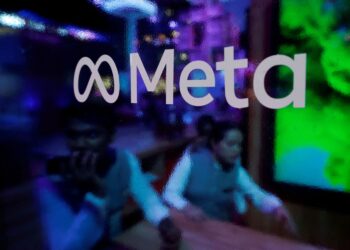 After massive layoffs, Meta expects to add jobs next year in AI, metaverse