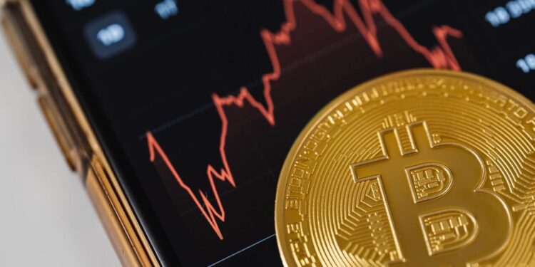 Analyst Eyes $43k Level for Price Direction